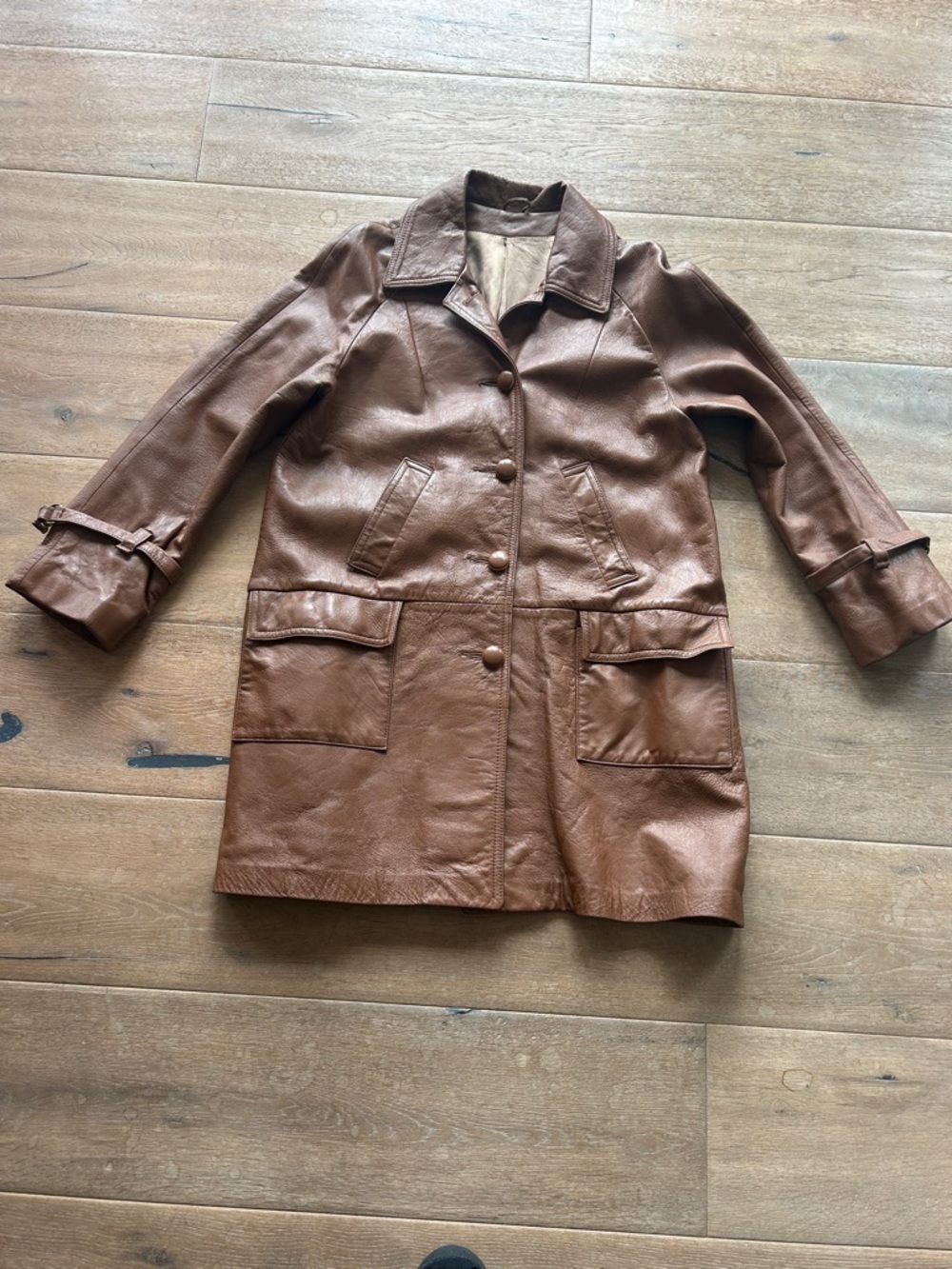 Vintage Women’s Brown Leather Button-Front Trench with Flap Pockets